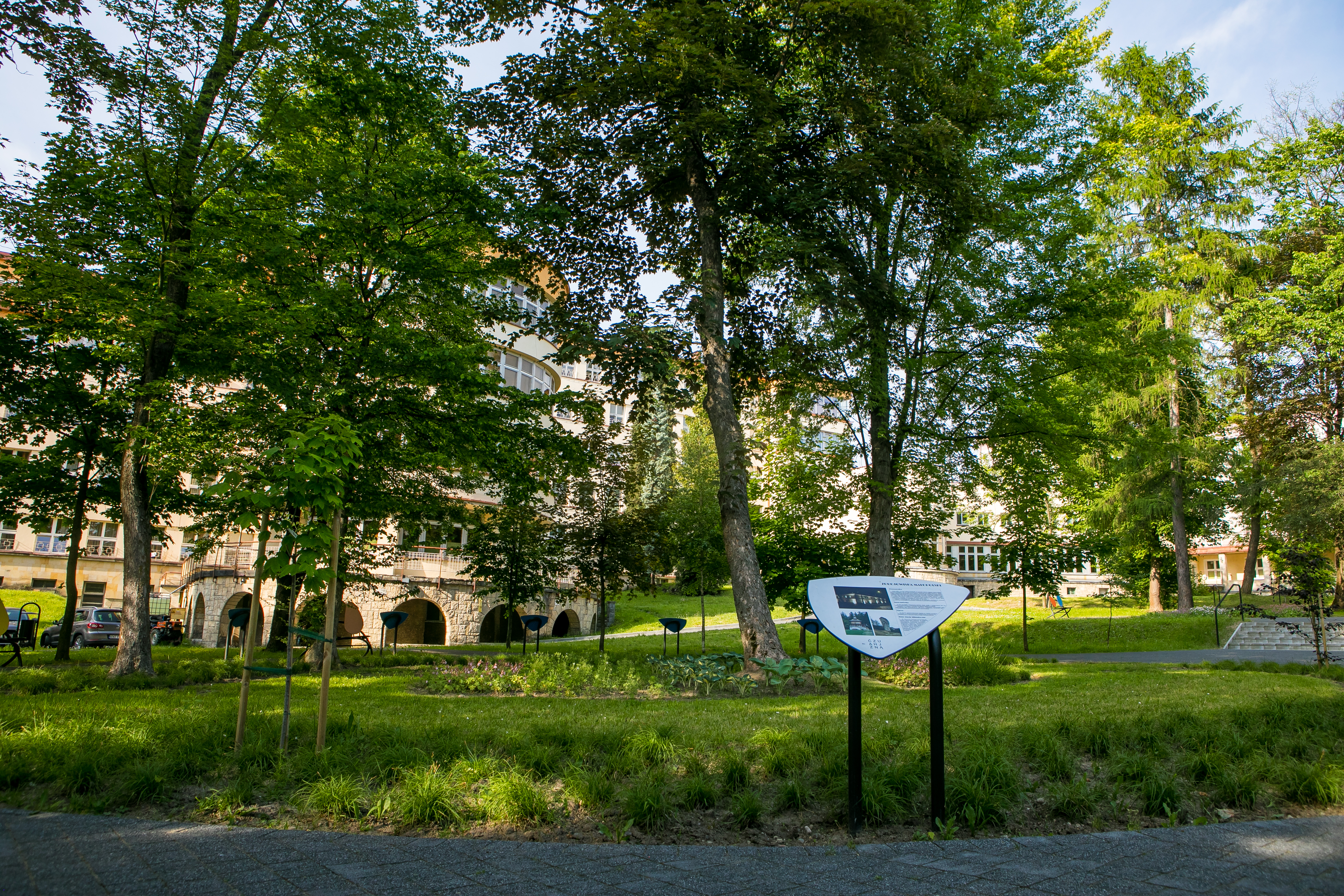 Park Zdrojowy wokół Śląskiego Centrum Rehabilitacji Uzdrowiskowej