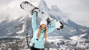 Snowboard w Białce Tatrzańskiej – jak dobrać deskę i buty do swojego poziomu?