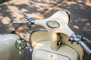 Dlaczego włoskie motocykle tak dobrze pasują do podróżowania